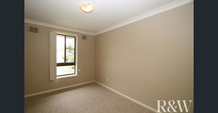 Well Presented - Photo 3