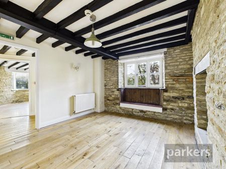 4 bedroom detached house to rent - Photo 5