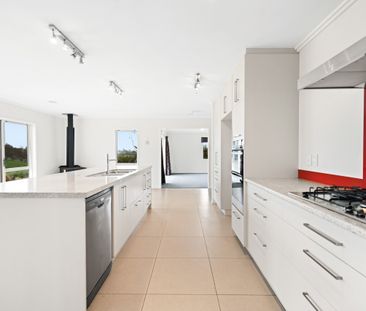 196b Kainui Road - Photo 3