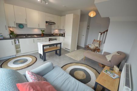 1 bedroom townhouse to rent - Photo 2