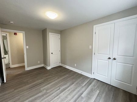 Penetanguishene: Newly Renovated 1 Bedroom + Den Units Available, Tessier Dr. - Photo 5