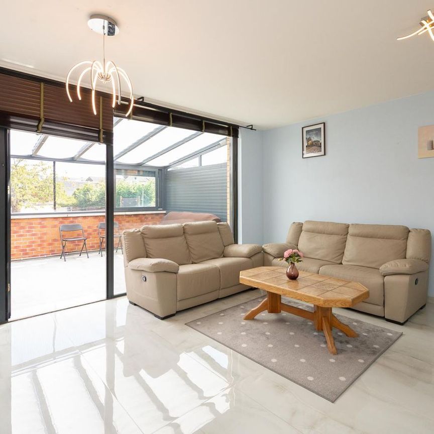 Burgemeester Honnerlage Gretepad 11, Schiehart, 3119BV, Schiedam - Photo 1