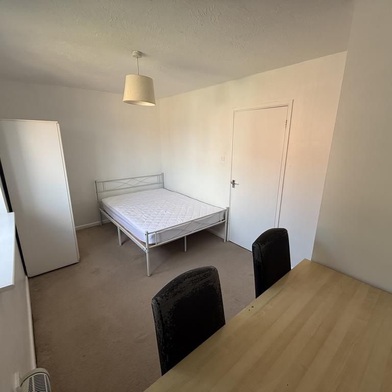 3 bedroom house to rent - Photo 1