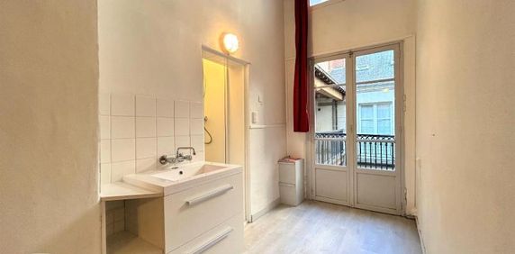 Location Appartement 1 pièce 40m² NANTES 44000 - Photo 2