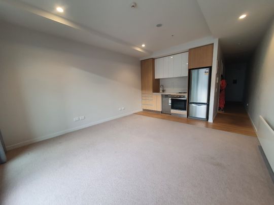 Fabulous 1 Bedroom Apartment in Great Location - Photo 1