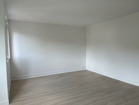 Location Appartement 1 pièce 29m² ORSAY 91400 - Photo 3