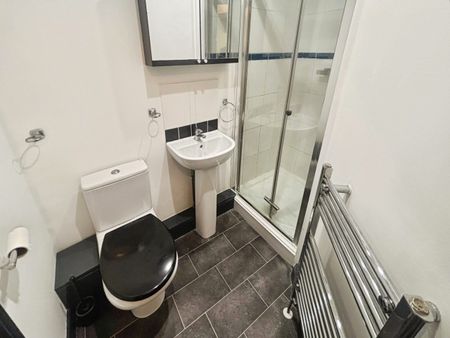 Mawney Road, Romford, RM7 - Photo 2