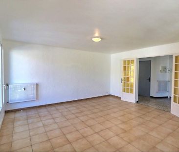 Location appartement 3 pièces, 74.68m², Marseille 12 - Photo 2