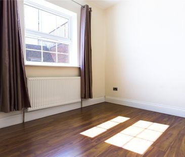 Westfield House, 4 High Street, Reading, Berkshire, RG7 - Photo 5