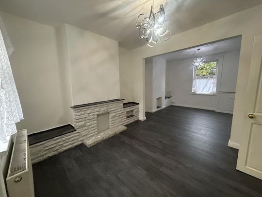 3 bedroom terraced house to rent - Photo 1