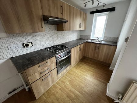 Church Grove, Barnstaple, Devon, EX32 - Photo 3