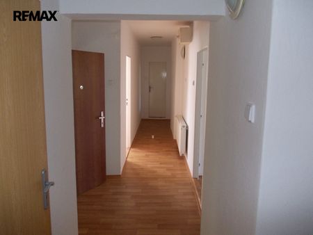 Pronájem bytu 3+1 68 m² - Фото 4