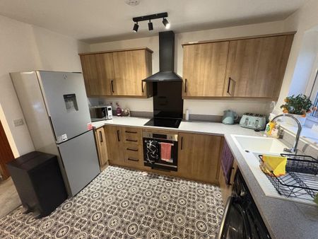 2 bedroom flat to rent - Photo 4