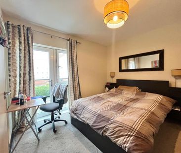 1 bedroom in a house share to rent - Photo 2