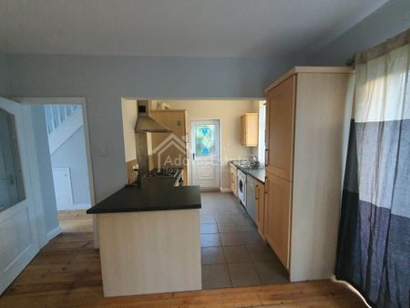 Price £1,200 pcm - Available Now - Unfurnished - Photo 4