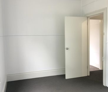 ONE BEDROOM FLAT - Photo 2