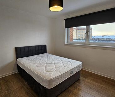 2 bedroom maisonette to rent - Photo 4