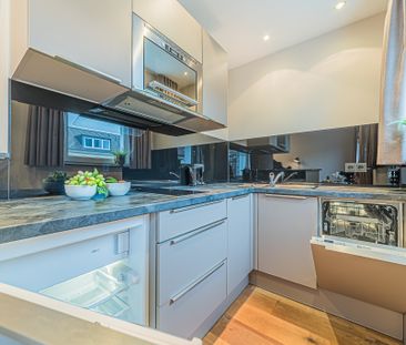 City-Residence: Modern ausgestattetes Apartment mit Balkon nahe Eur... - Photo 2