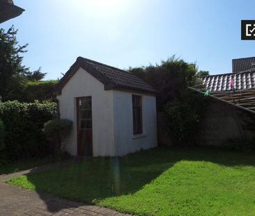Room in a shared 4-bedroom flat for rent in Dublin - Photo 5