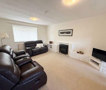 3 bedroom semi-detached house to rent - Photo 6