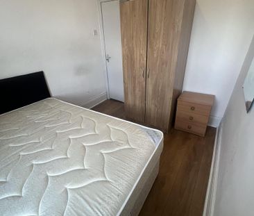 1 bedroom house of multiple occupation to rent - Photo 3