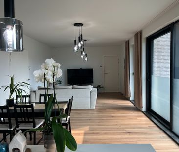 Modern afgewerkt "gelijkvloersappartement" met terras & tuin "Uniek... - Foto 2