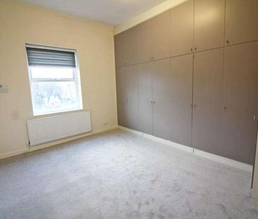 Chesham Road, BL9 - Photo 4