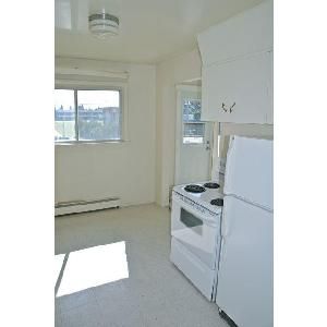 2 Bed 1 Bath Balcony Ottewell Edmonton - Photo 5