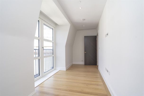 9 Millbank, London, SW1P - Photo 1