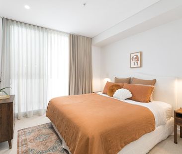 Boutique Contemporary Living - Photo 2