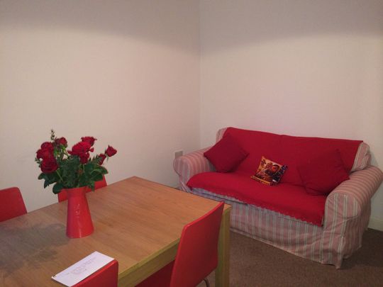 Burnt Oak Terrace - Photo 1