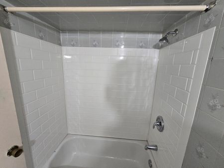 For Lease - 40 Massie Street, Toronto, Ontario - Photo 3