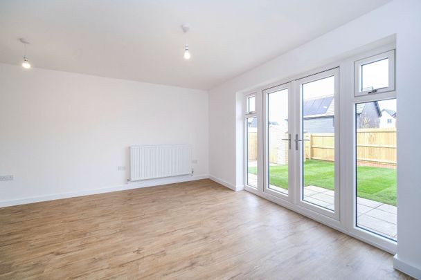 2 bedroom house to rent - Photo 1