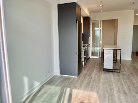 For Lease - 30 Upper Mall Way Unit# A1003, Vaughan, Ontario - Photo 3