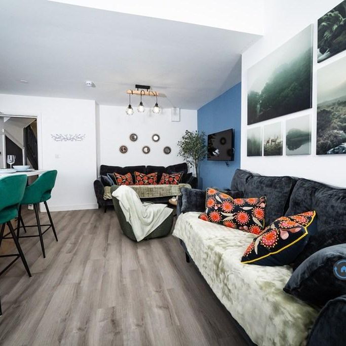 1 bedroom in a house share to rent - Photo 1