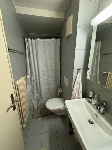 APPARTEMENT 2½ PIÈCES À CHAVANNES-PRÈS-RENENS (VD), MEUBLÉ, DURÉE DÉTERMINÉE - Photo 4