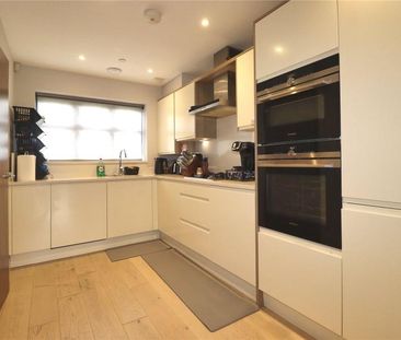 3 bedroom detached house to rent - Photo 5