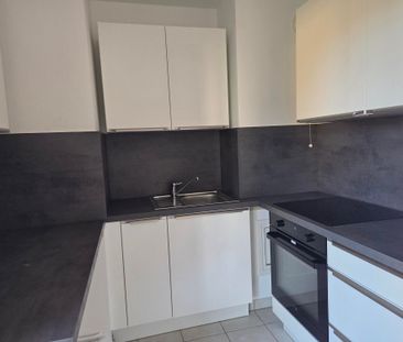 Location Appartement 3 pièces 49m² - Photo 2