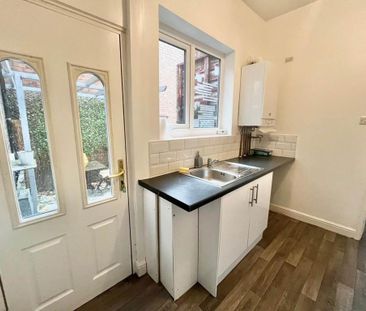 2 bedroom flat to rent - Photo 6