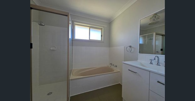 Freshly Updated Home in a Quiet Cul-de-Sac - Photo 1