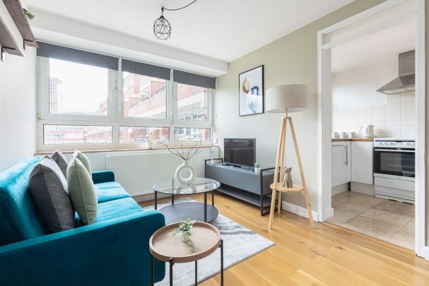 1 Bed Flat, Goulden House, SW11 - Photo 1