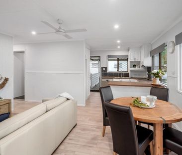 Large Backyard ! - Photo 3