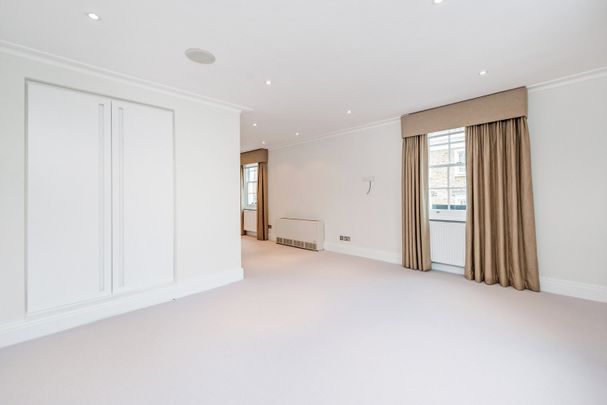 Montpelier Square, SW7, London - Photo 1