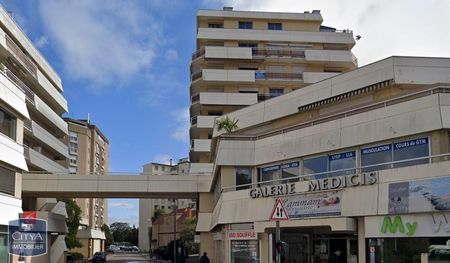 Location Appartement 2 pièces 45m² CHALON SUR SAONE 71100 - Photo 4