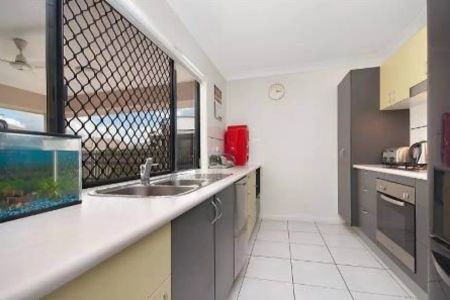 Where Lifestyle Meets Location - Photo 4