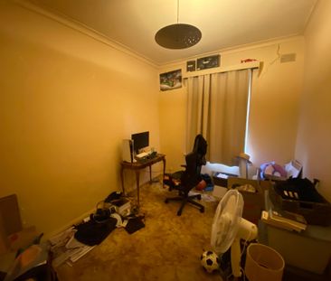 3 Bedroom Family Home in Fantastic Location! - Photo 3