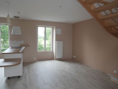 3 Pièces MONTGERMONT – - Photo 5