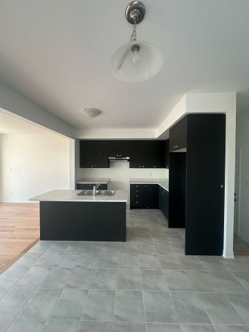 For Lease - 41 Canvas Crescent, Welland, Ontario - Photo 4