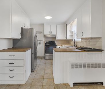 For Lease - 3318 Sinnicks Avenue, Niagara Falls, Ontario - Photo 5