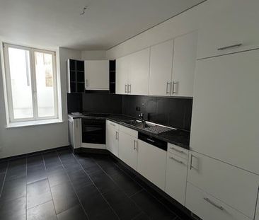 Charmant logement en plein centre d'Yverdon - Premier loyer net offert - Photo 3